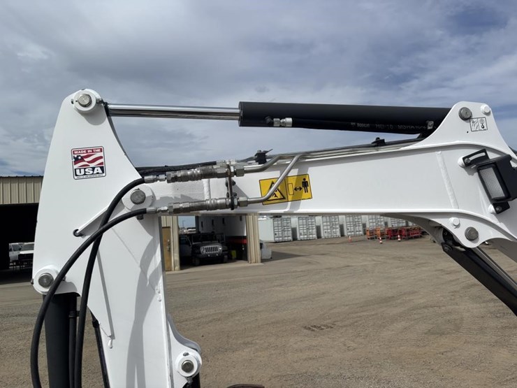 2020-bobcat-e35-image-20