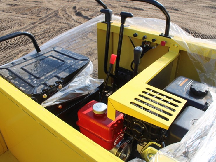#9952-•-crawler-dumper-with-seat-image-3