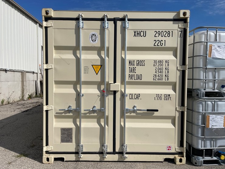#1632-•-20'-shipping-container-(of)-image-1