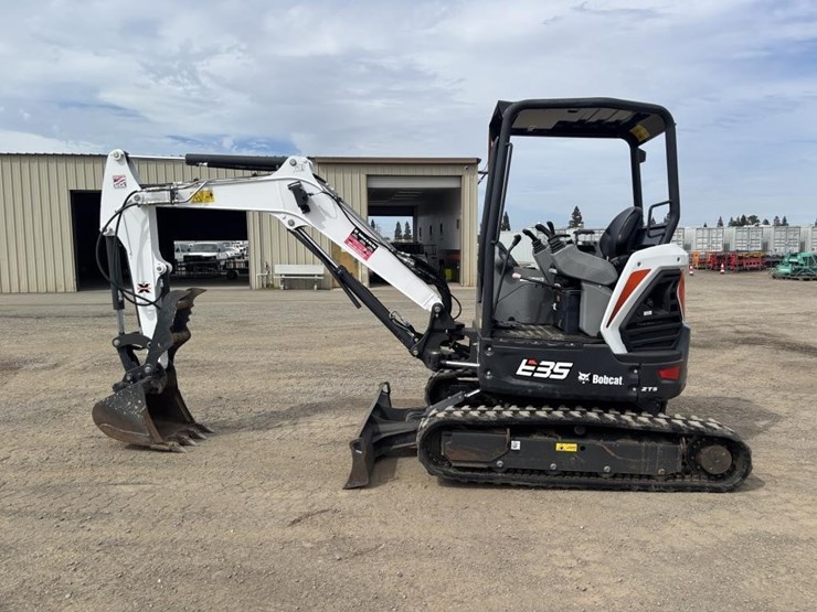 2020-bobcat-e35-image-5