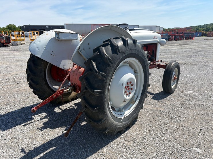 ford-800-image-4