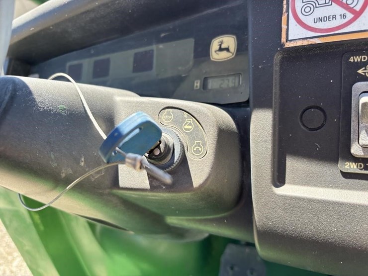 2006-john-deere-gator-image-15