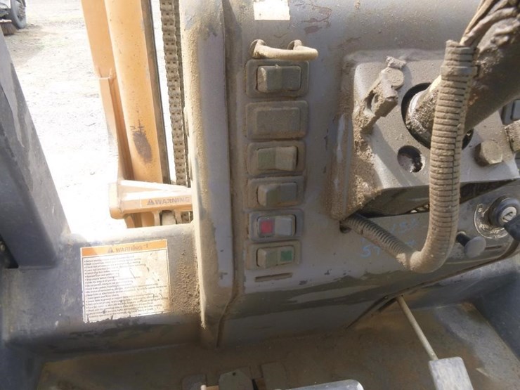 2000-case-586g-image-9