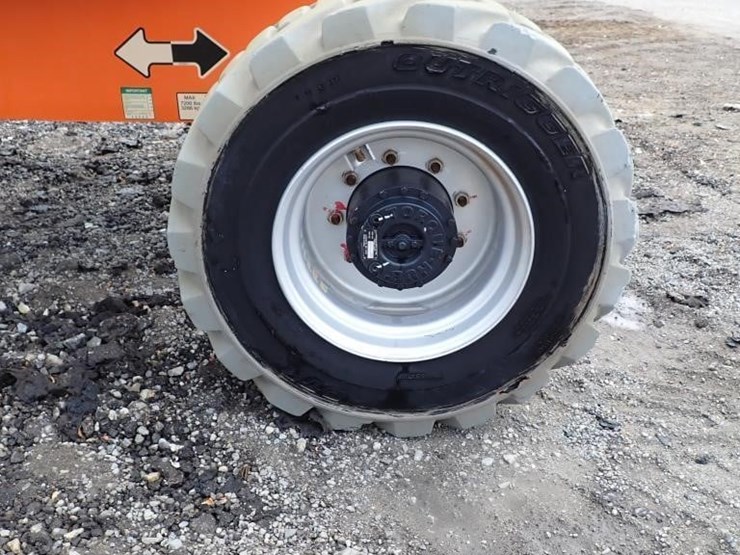 2018-jlg-450aj-image-11
