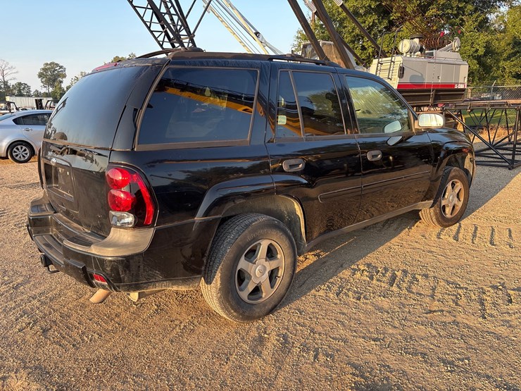 2006-chevrolet-trailblazer-image-3