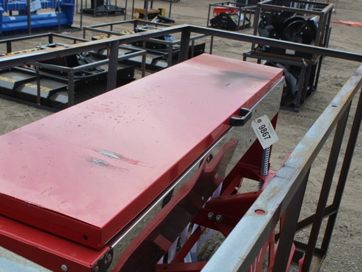 #9867-•-skid-steer-seeder-image-4