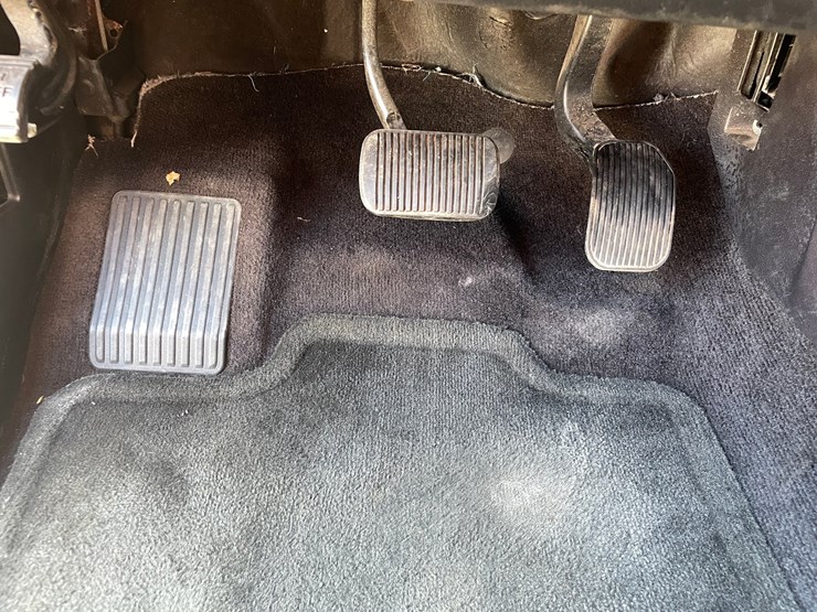 2016-ford-f150-image-16