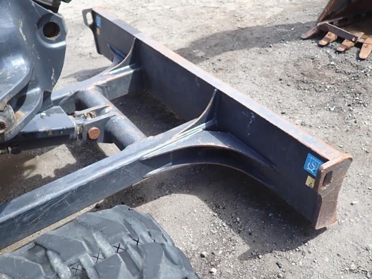 2023-deere-35g-image-12