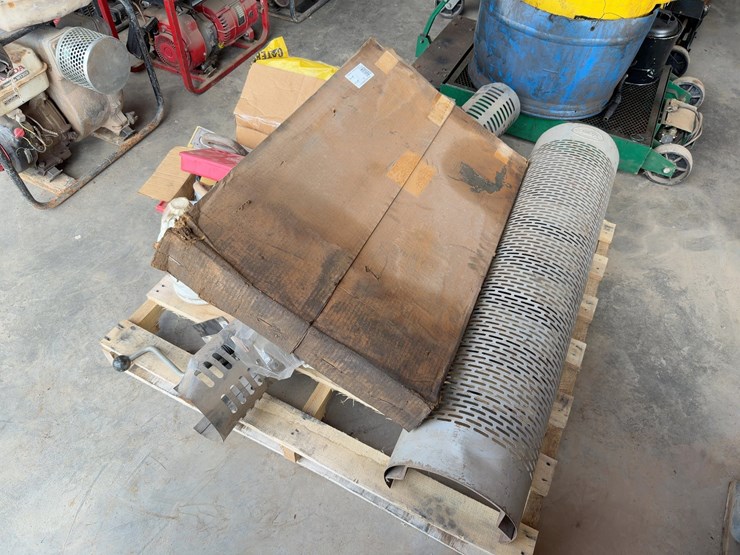 quantity-of-assorted-caterpillar-parts-image-2