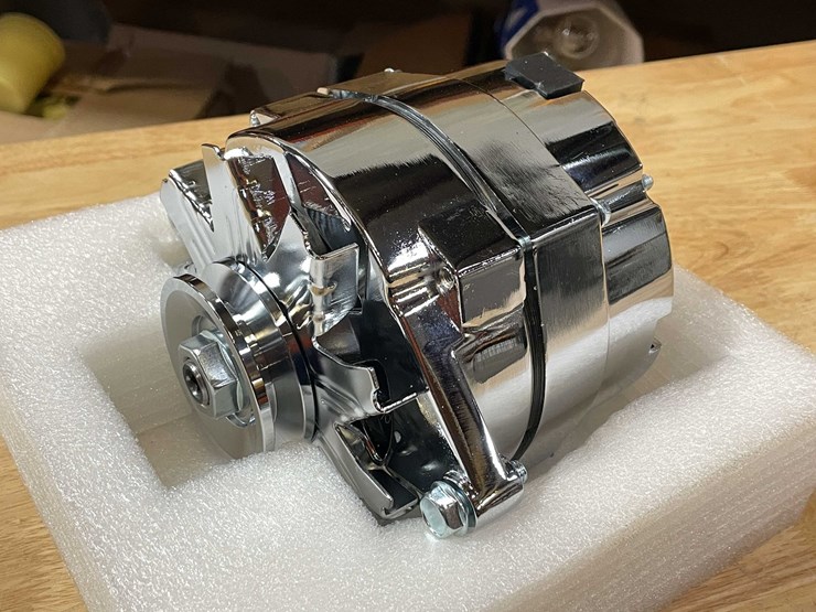 #8577-•-chrome-12vdc-alternator-(pr12)-image-1