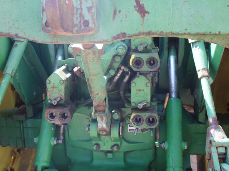 john-deere-8440-image-20