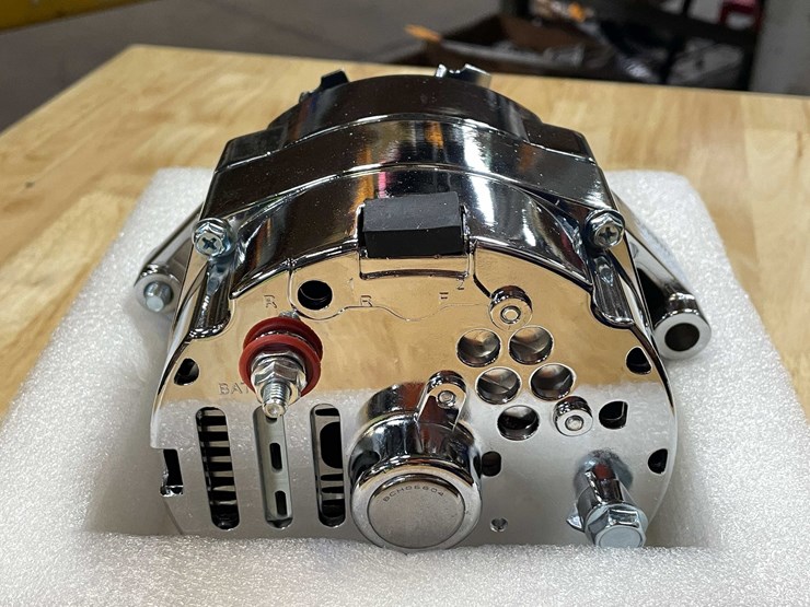 #8577-•-chrome-12vdc-alternator-(pr12)-image-5
