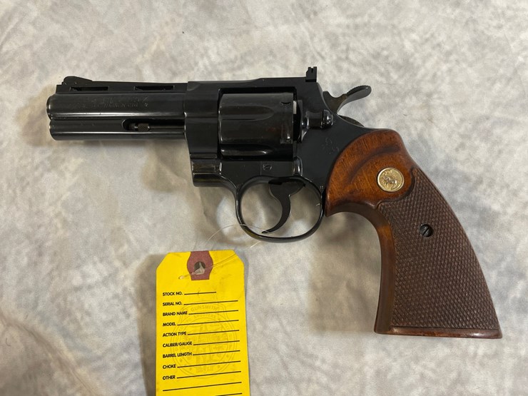 #2005-•-colt-python,-.357-mag.-cal.-revolver,-sn:-e11165-image-2