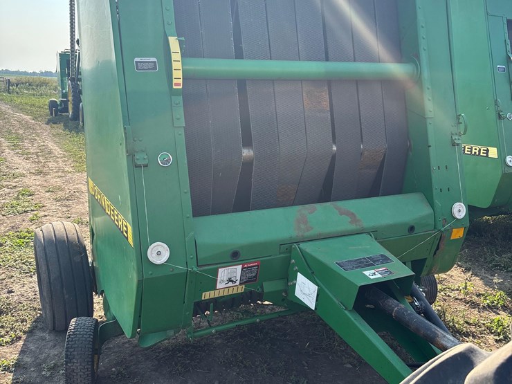 john-deere-566-image-3