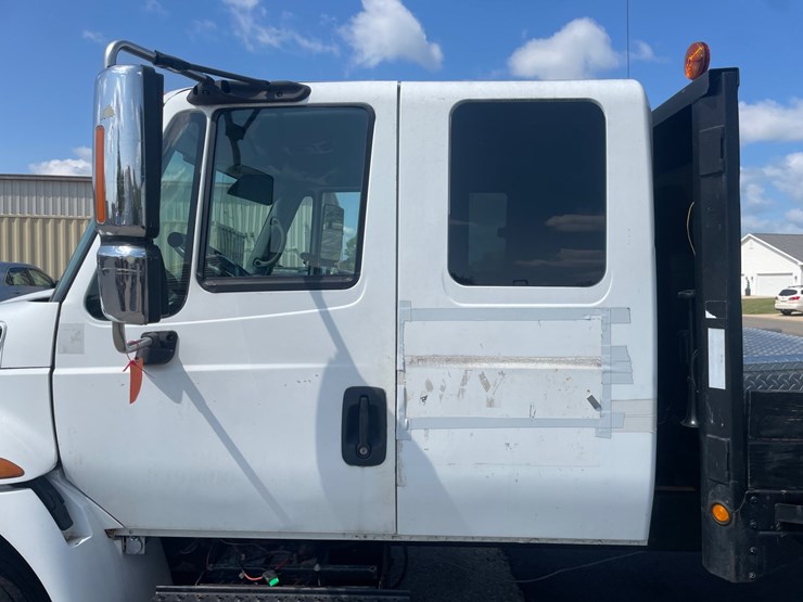 2003-international-durastar-4300-image-18