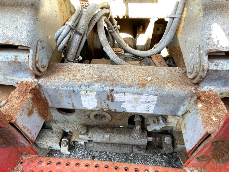 #1624-•-skyjack-3220-scissor-lift-(03)-image-4