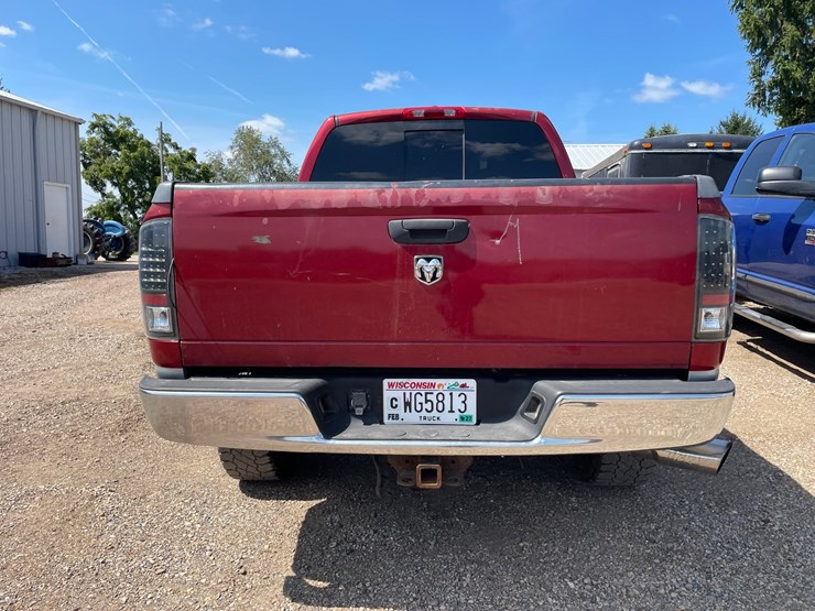 #1134-•-2006-dodge-ram-mega-cab-pickup-truck-(has-wi-title)-image-5