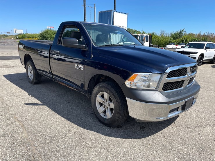 2014-dodge-ram-1500-image-3