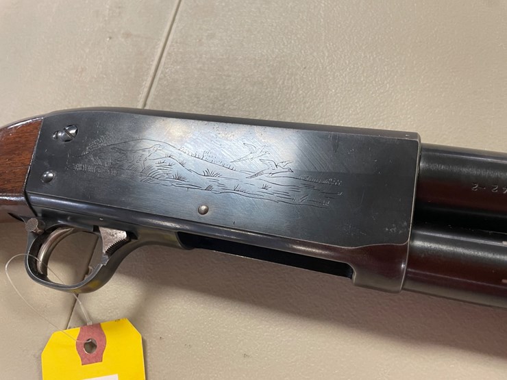 #3058-•-ithaca-model-37-featherweight,-12-ga.-shotgun,-sn:-727442-image-14