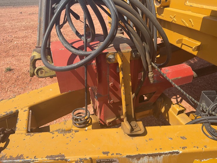 haybuster-bale-processor-image-23