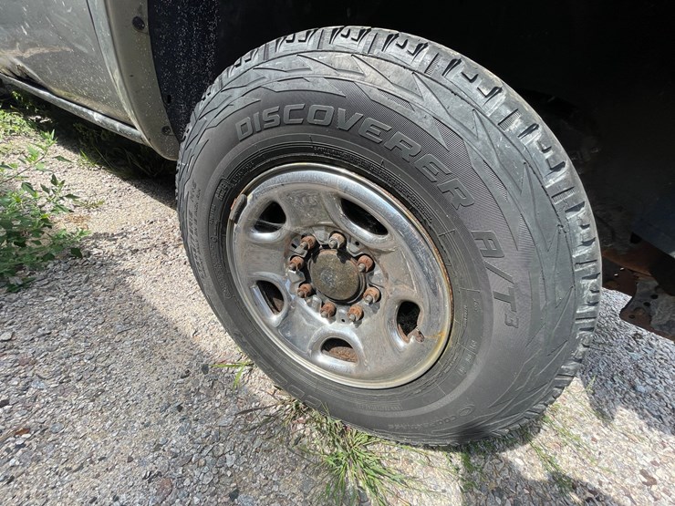 2003-chevrolet-2500-image-13