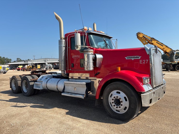 2006-kenworth-w900-image-2