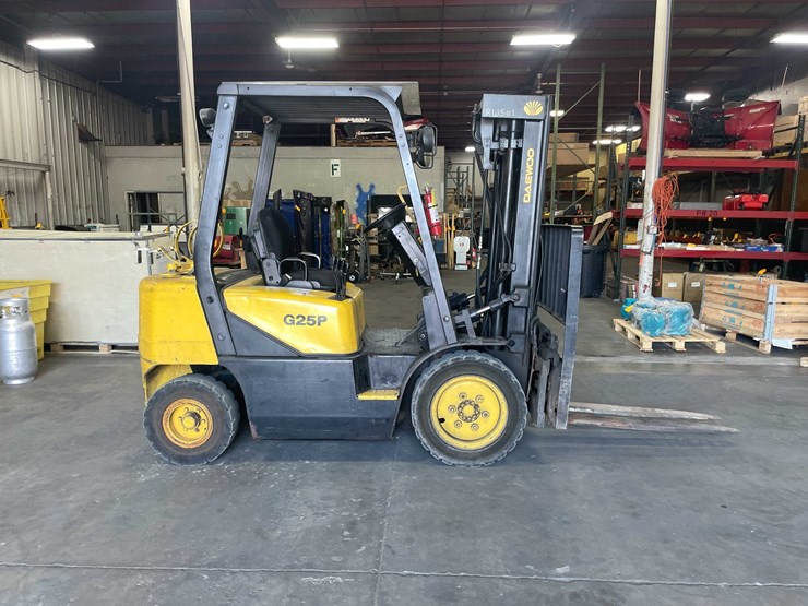 #1630-•-daewoo-forklift-(e)-image-4