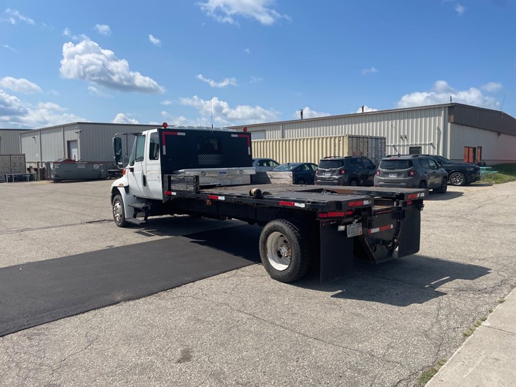 2003-international-durastar-4300-image-7