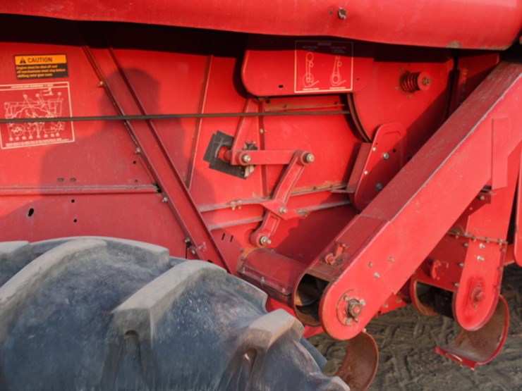 case-ih-1688-image-70