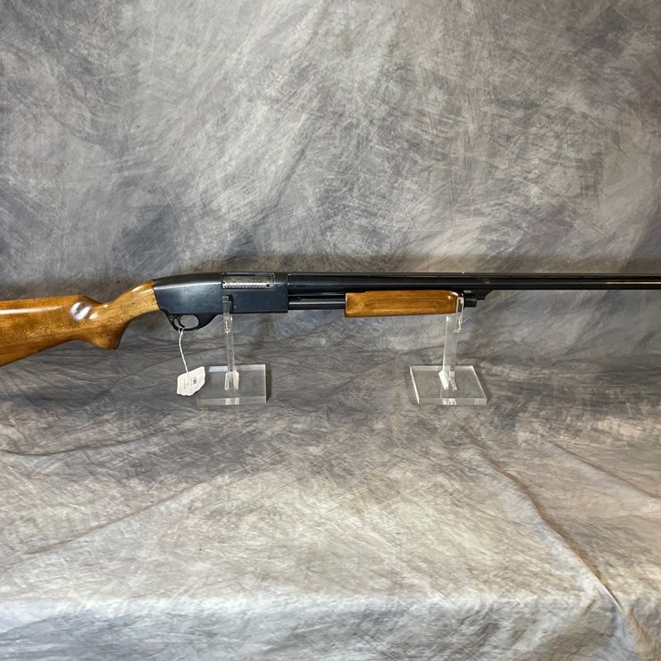 #3051 • Hiawatha Model 130 VR-F, 20 Ga. Shotgun, SN: None