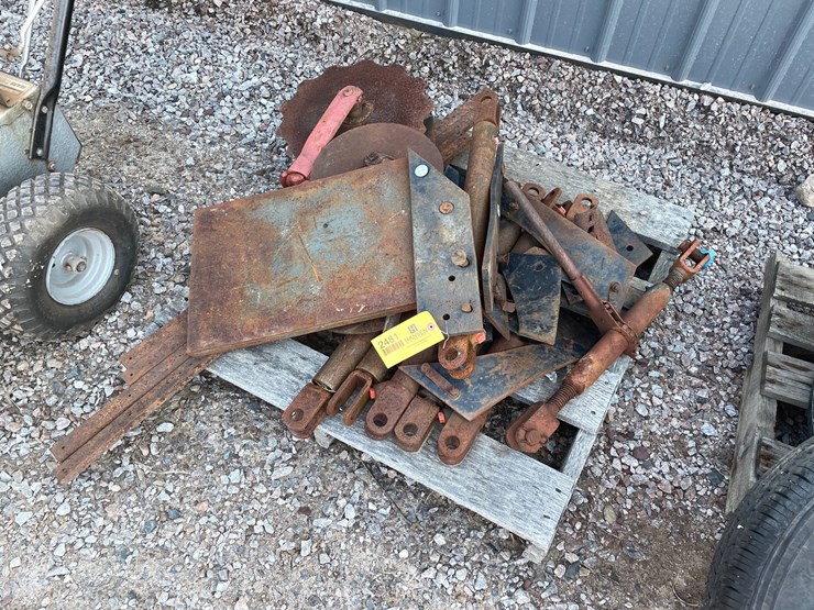 #2481-•-pallet-of-implement-parts-image-1