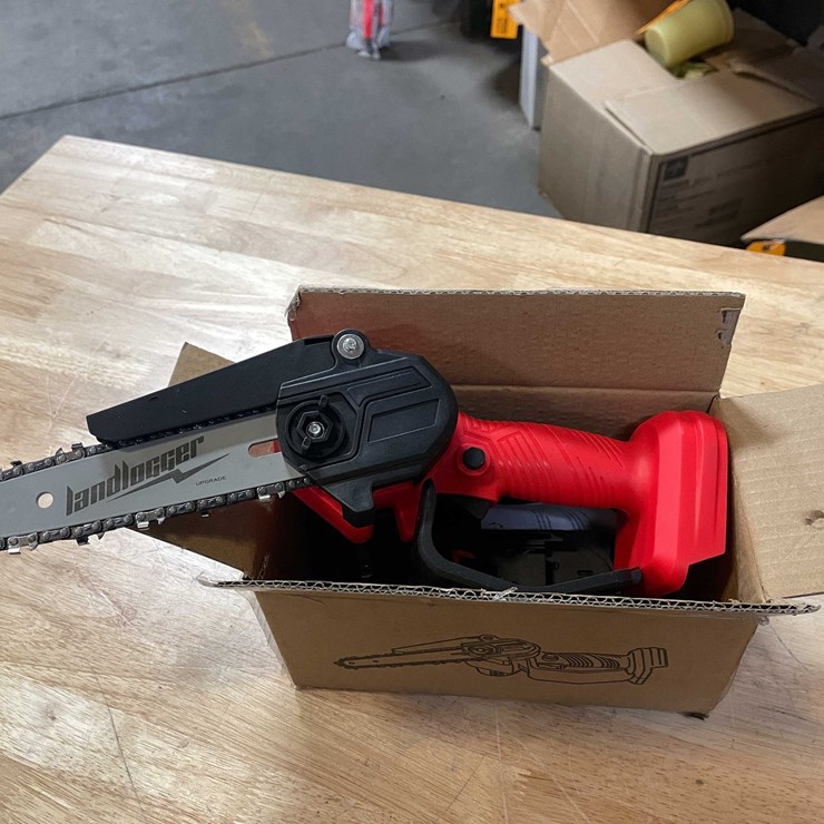 #8568 • Mini Cordless Chainsaw (PR13)