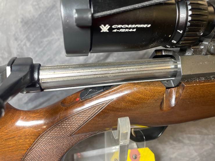 #3042-•-browning-a-bolt,-300-win.-mag.-cal.-rifle,-sn:-27707nz717-image-15