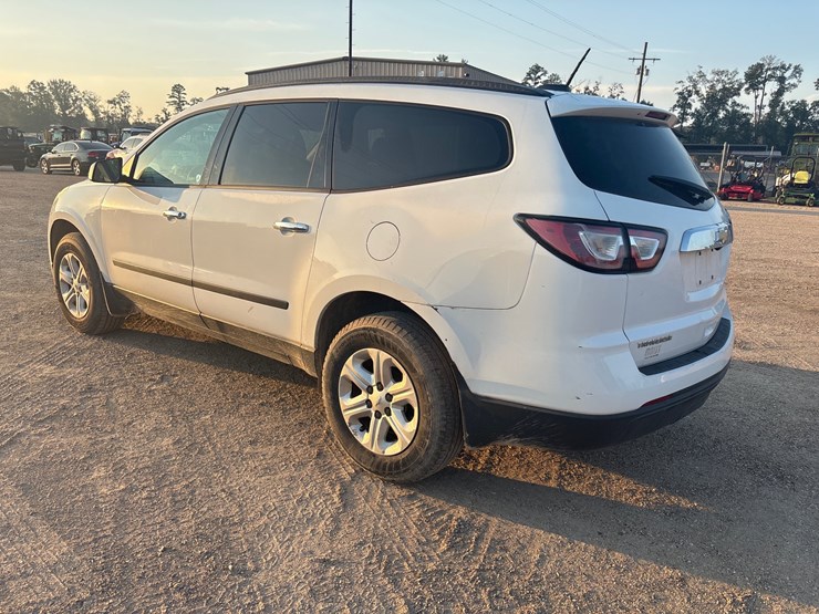 2016-chevrolet-traverse-image-4