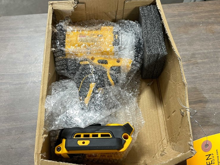 #8585-•-dewalt-compatable-impact-wrench-(cw)-image-1