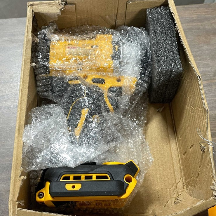 #8585 • DeWalt Compatable Impact Wrench (CW)