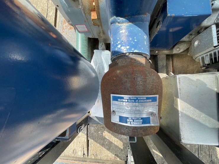 #2087-•-seed-tender-on-tri-axle-trailer-(no-title)-image-15
