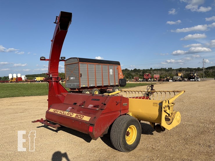 new-holland-900-image-3