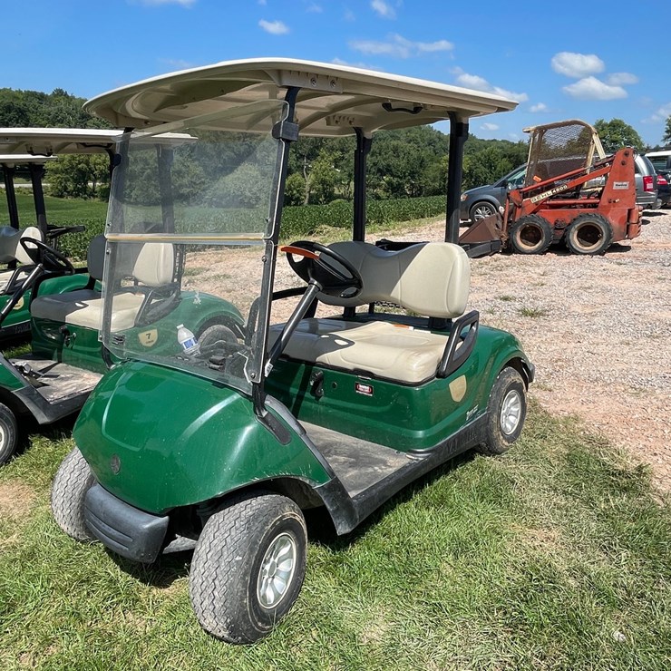 #1137 • 2016 Yamaha Gas Golf Cart