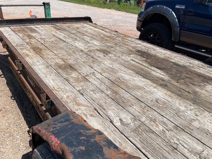 #1144-•-2011-horse-creek-mfg.-road-warrior-20'-flatbed-trailer,-(has-wi-title)-image-14