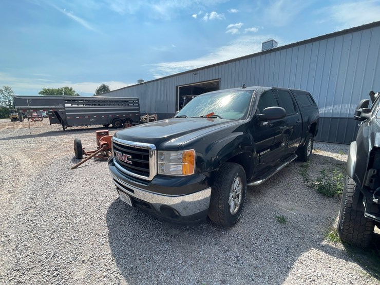 2009-gmc-sierra-1500-image-1