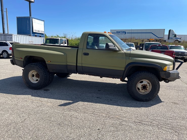 1994-dodge-ram-3500-image-4
