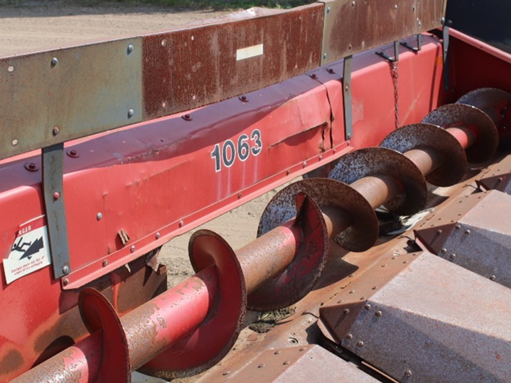 case-ih-1063-image-3