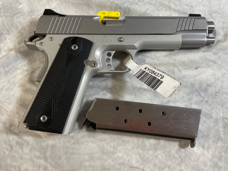 #3082-•-kimber-stainless-lightweight,-45-acp-cal.-pistol,-sn:-ky084379-image-14