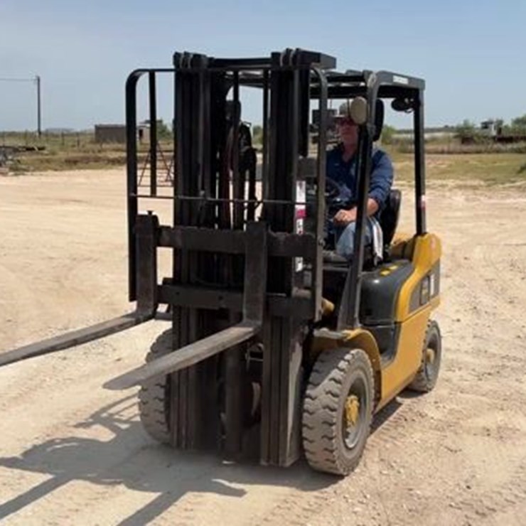 CATERPILLAR P5000