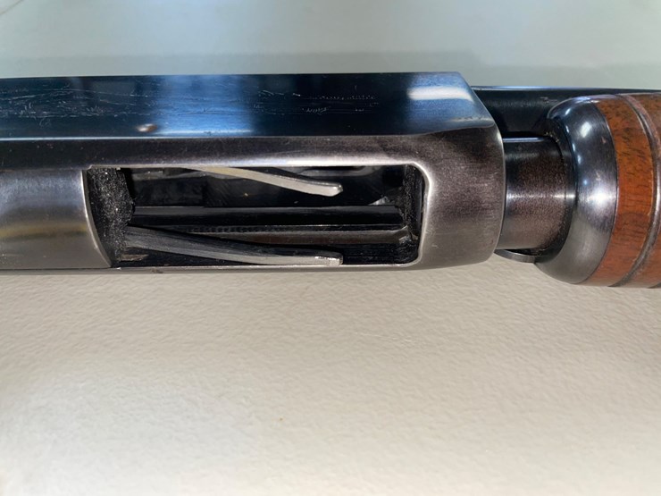 #3058-•-ithaca-model-37-featherweight,-12-ga.-shotgun,-sn:-727442-image-16