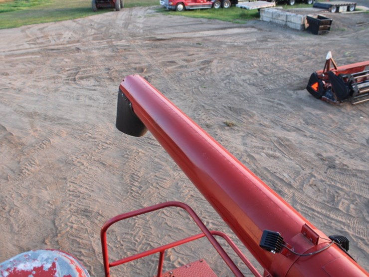 case-ih-1688-image-46