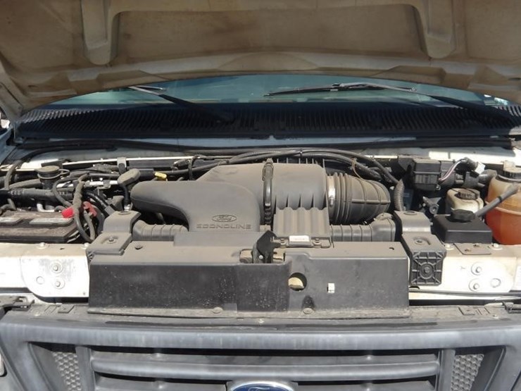 2006-ford-e350-image-11