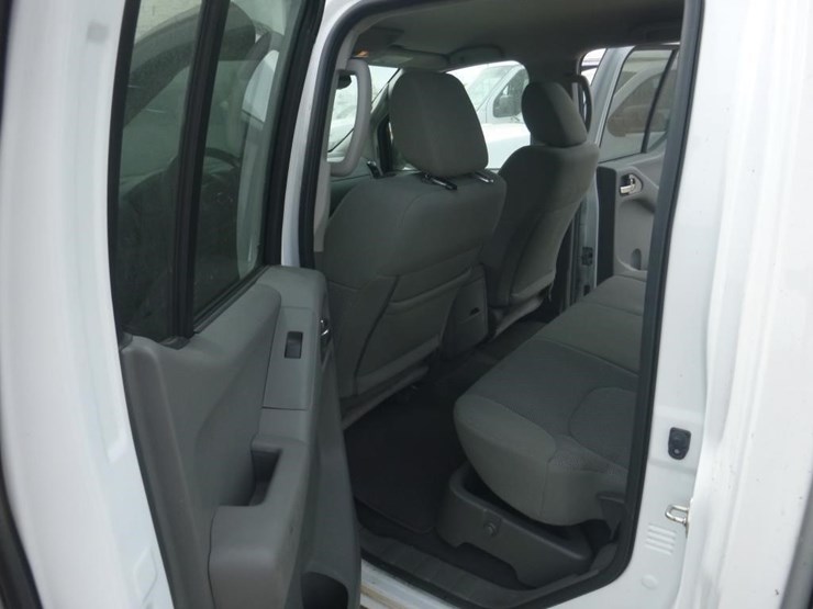2018-nissan-frontier-image-7