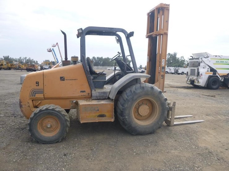 2000-case-586g-image-11